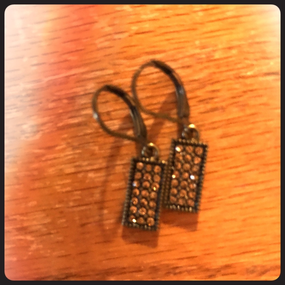 Boutique earrings